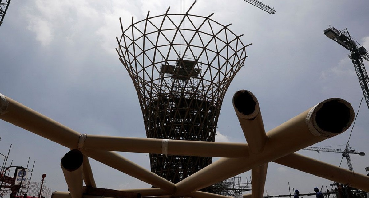 Empleados exigen pago tras cancelación del NAIM