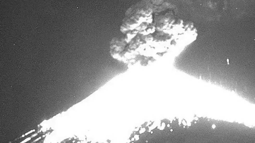 Explosión en el volcán Popocatépetl