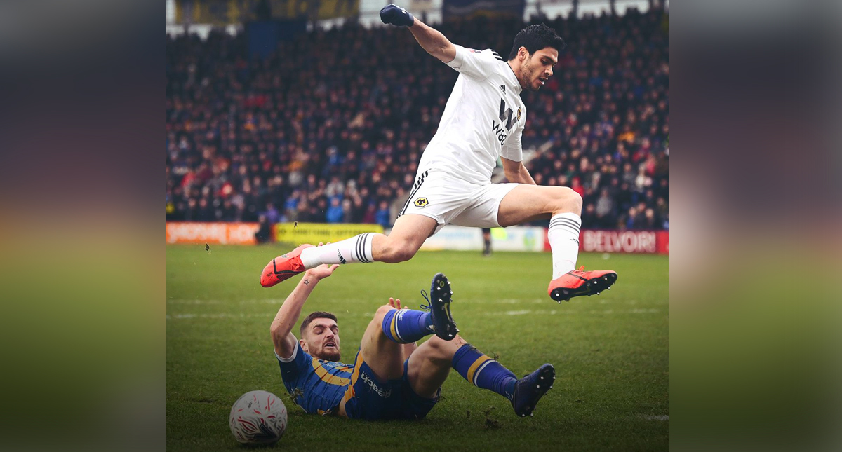 Gol de Jiménez da vida a los Wolves en la FA Cup