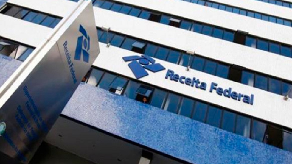 Fisco revisará cuentas bancarias de Michelle Bolsonaro - receita-federal-do-brasil