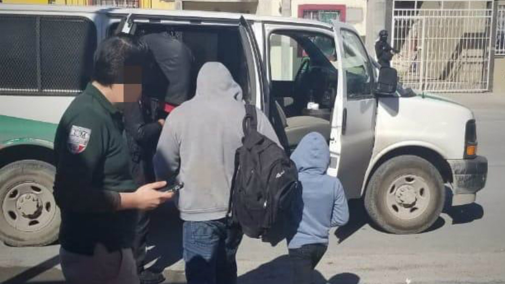 Rescatan en Tamaulipas a 16 personas de origen centroamericano