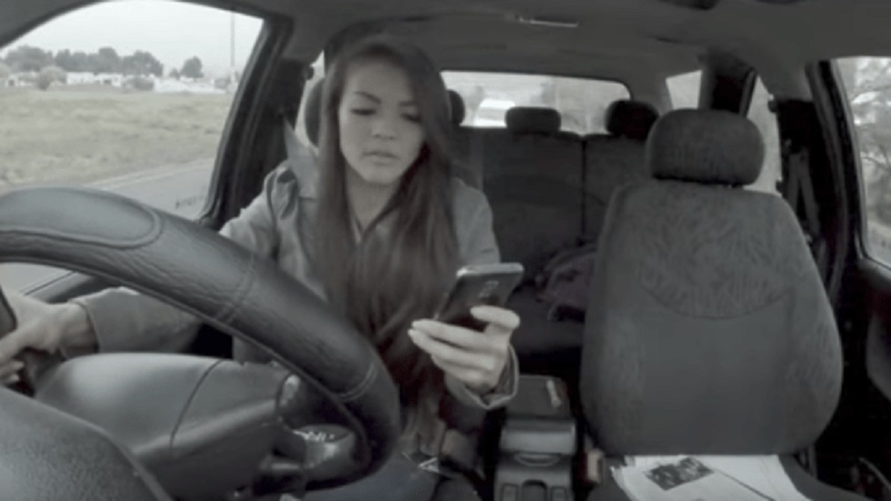 #Video Campaña muestra el lado serio de mensajear y conducir