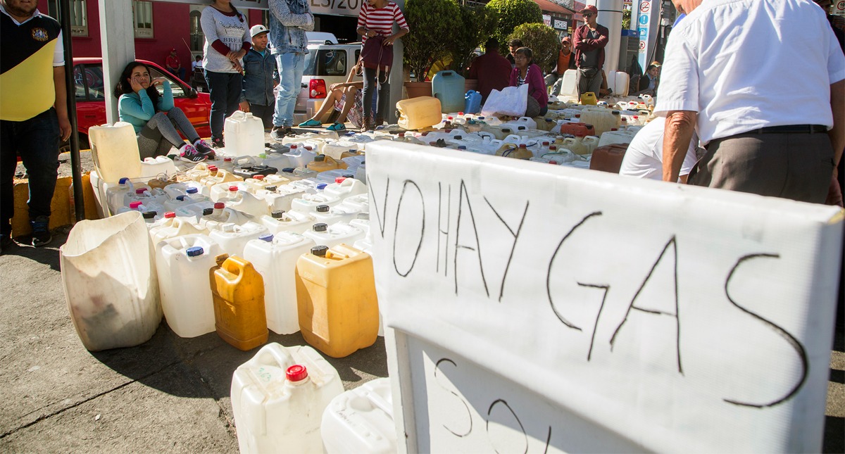 FMI avala combate al robo de combustible de López Obrador