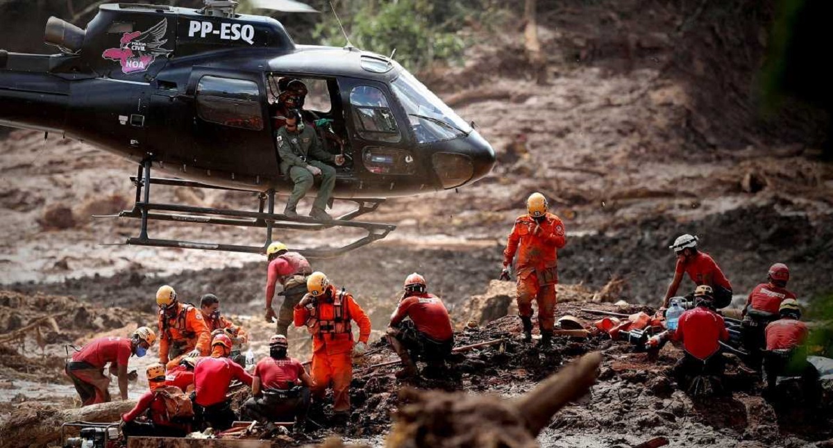 Detienen a cinco ingenieros por ruptura de dique en Brasil