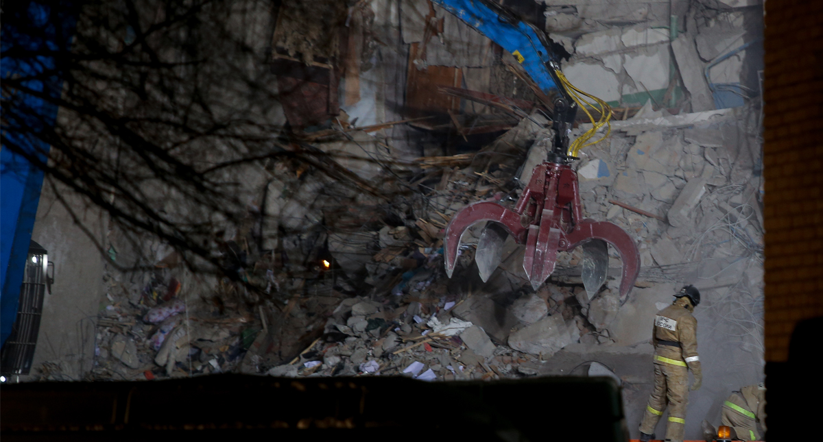 Al menos 39 muertos por explosión en edificio en Rusia