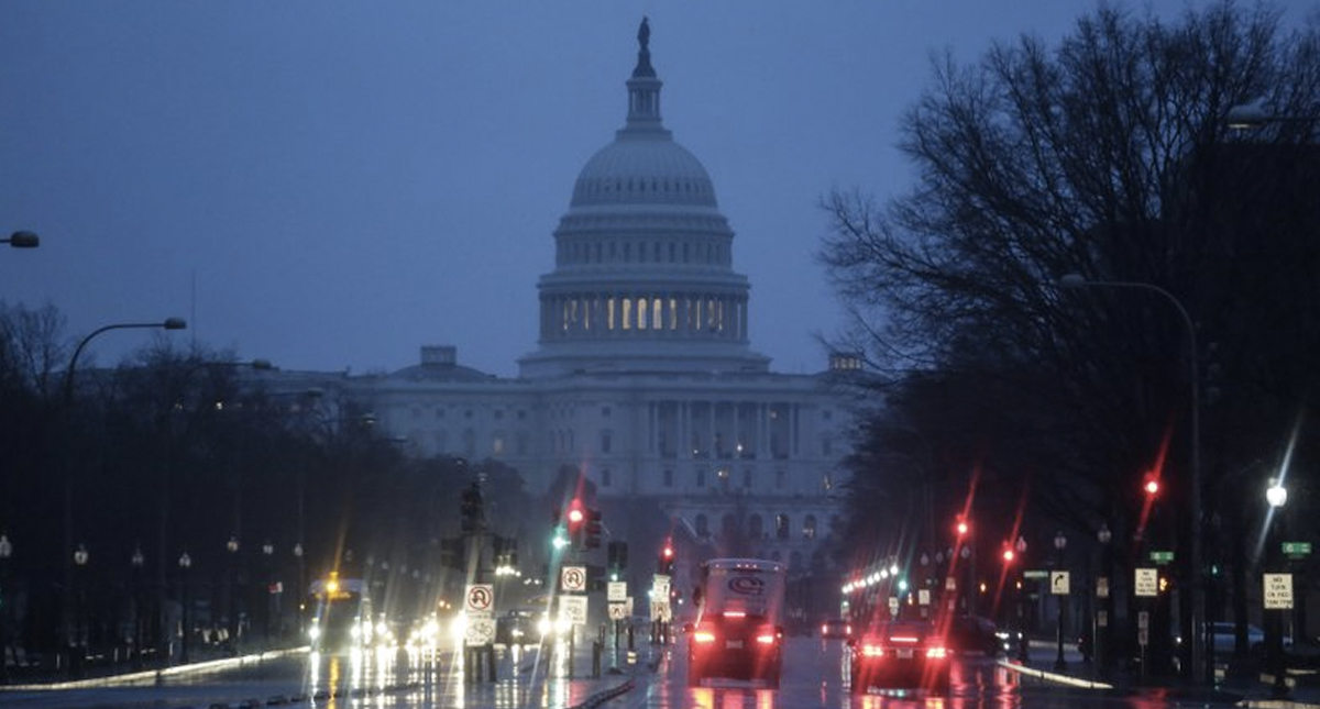 Senado aprueba proyecto de ley para terminar con el cierre gubernamental