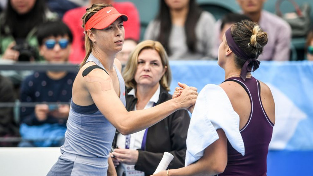Sharapova abandona torneo de Shenzhen por lesión