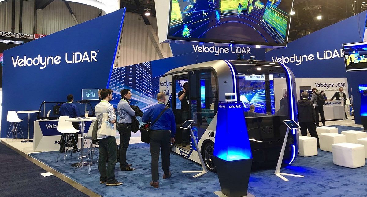 Presentan sistema de detección láser como solución a muro fronterizo - stand-de-velodyne-lidar-en-la-ces-2019