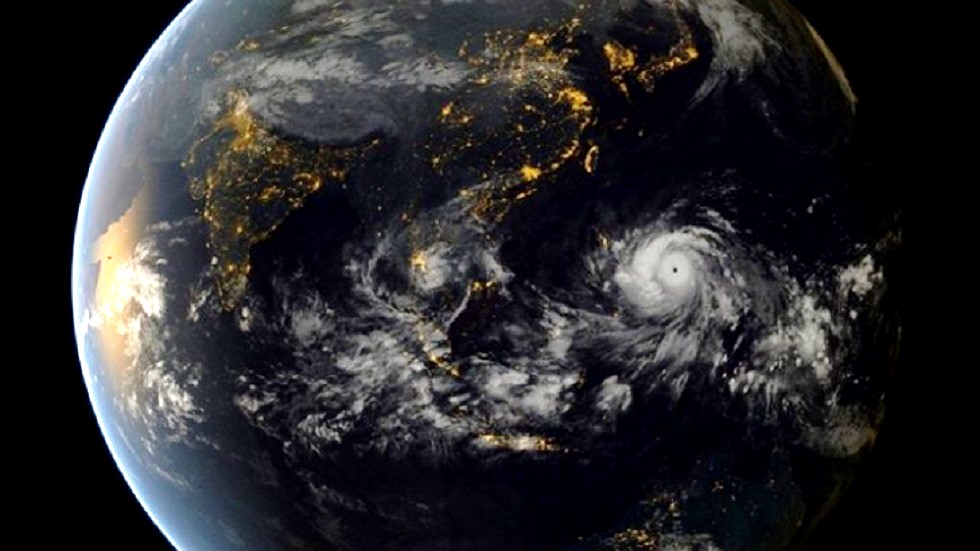 Campo magnético de la Tierra registra desplazamiento anómalo