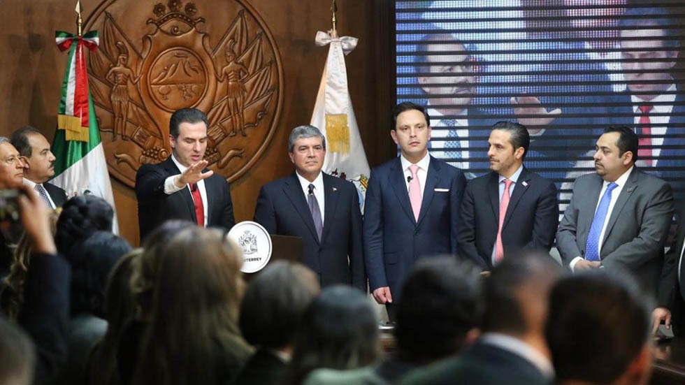 Adrián de la Garza toma protesta como alcalde de Monterrey Adrián de la Garza toma protesta como alcalde de Monterrey