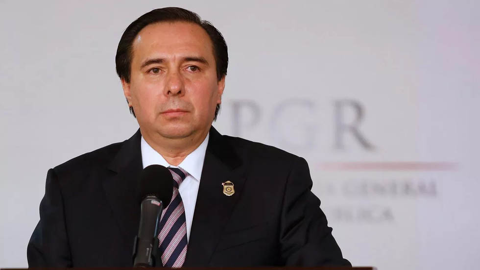 Comisión de la Verdad de Ayotzinapa investigará a Tomás Zerón