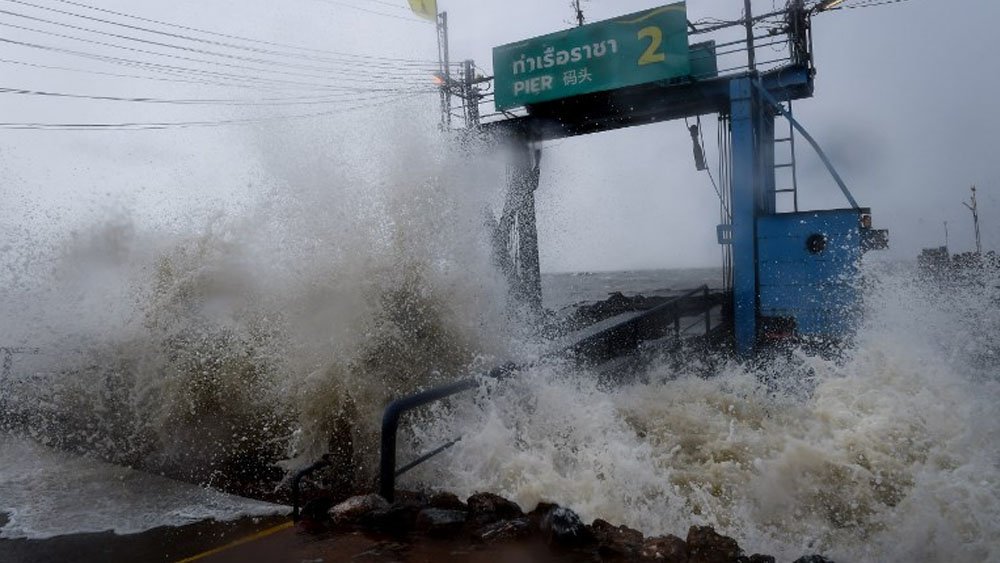 Tormenta tropical ‘Pabuk’ golpea sur de Tailandia