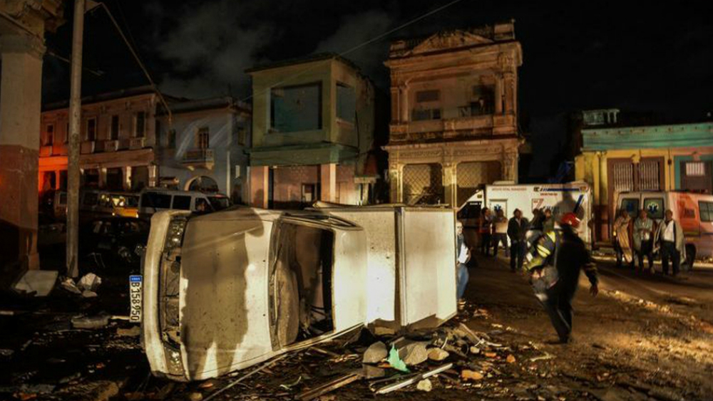 Cuatro muertos en Cuba y barrios devastados tras potente tornado