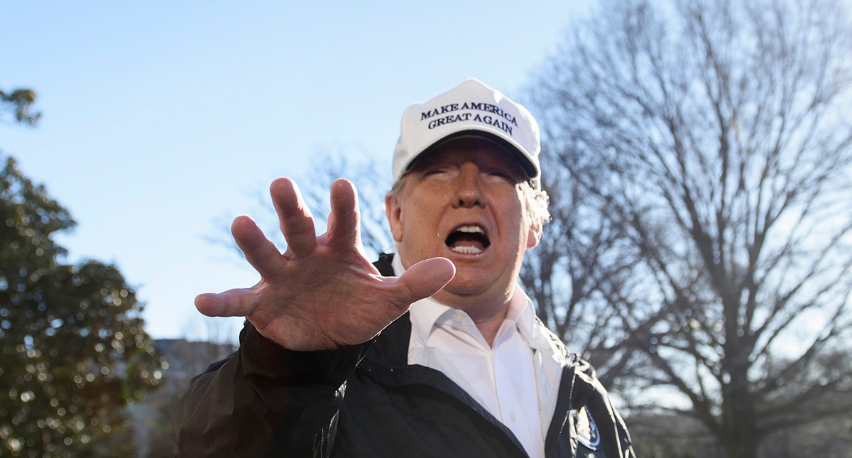 Trump afirma que no irá a Davos si continúa la parálisis presupuesta