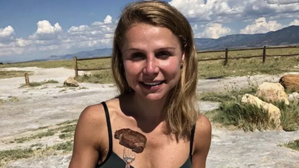 Entrenadora deja veganismo para no morir