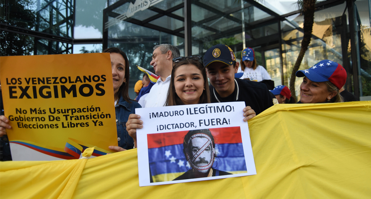 México debe dejar de agachar la cara y reconocer el nuevo gobierno de Venezuela: Fox México debe dejar de agachar la cara y reconocer el nuevo gobierno de Venezuela: Fox