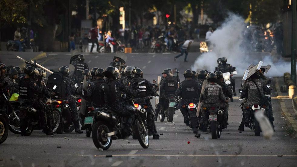 ONG afirma que suman 26 muertos tras protestas en Venezuela