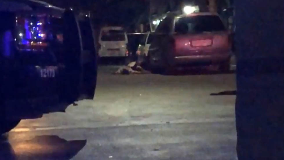 Comando armado ejecuta a siete hombres en Cancún