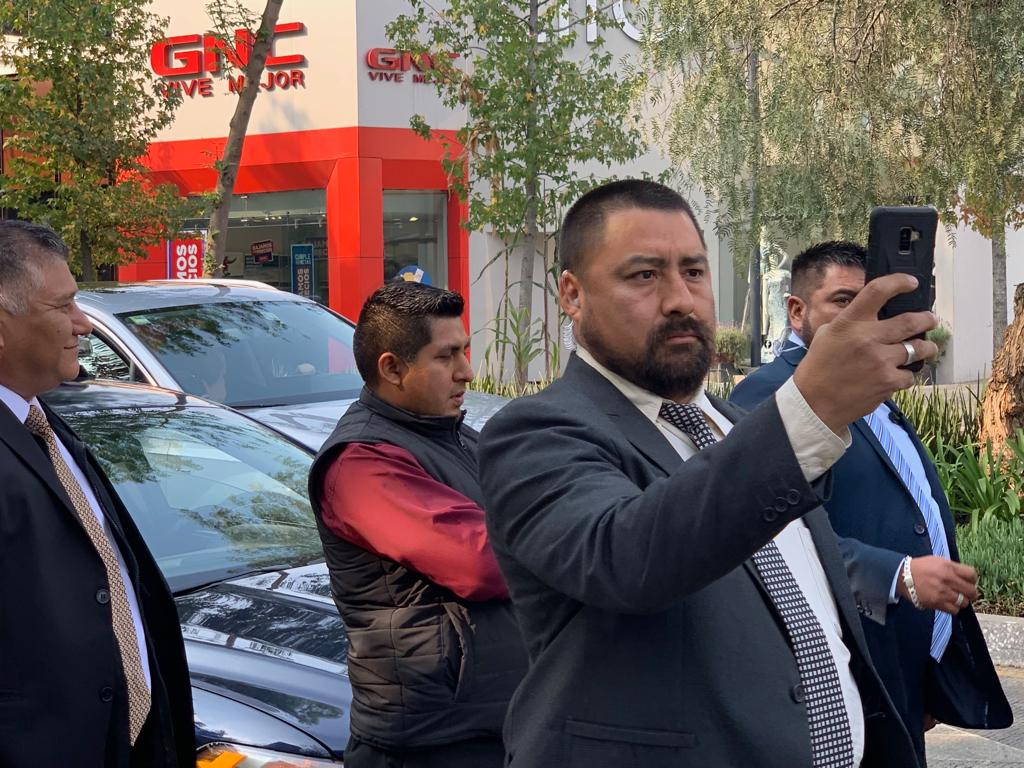 Escoltas golpean a trabajador de la alcaldía Miguel Hidalgo