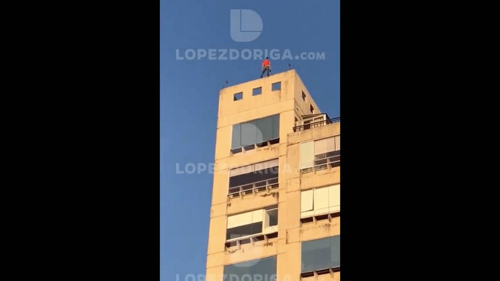 Joven intenta suicidarse en la Ciudad de México