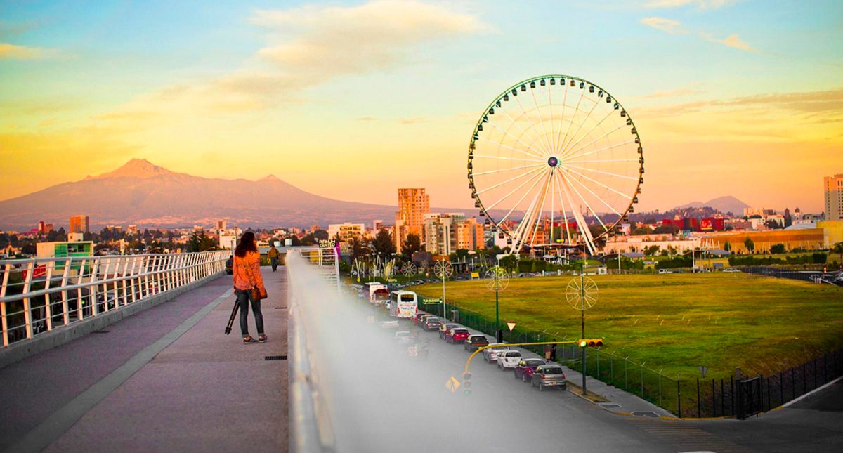 López-Dóriga entrevista al gobernador interino de Puebla