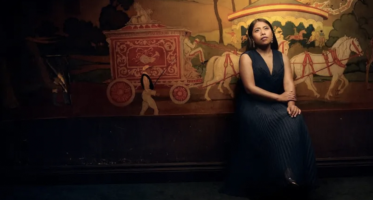 Yalitza Aparicio aparece en la portada de Vanity Fair - yalitza-aparicio-2