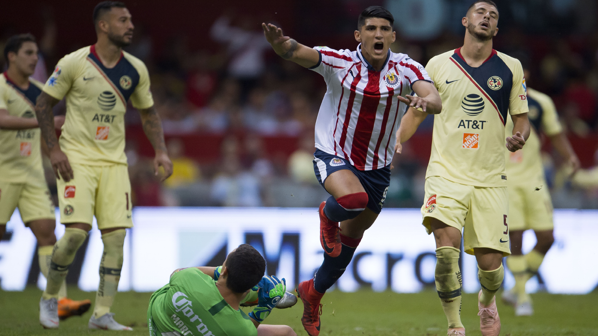 México tendrá dos ediciones del Clásico Nacional en una semana México tendrá dos ediciones del Clásico Nacional en una semana