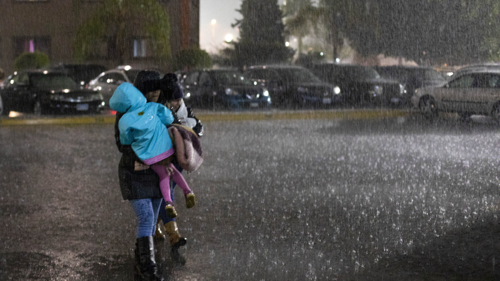 Prevalecerán las tormentas y el ambiente frío en gran parte del país