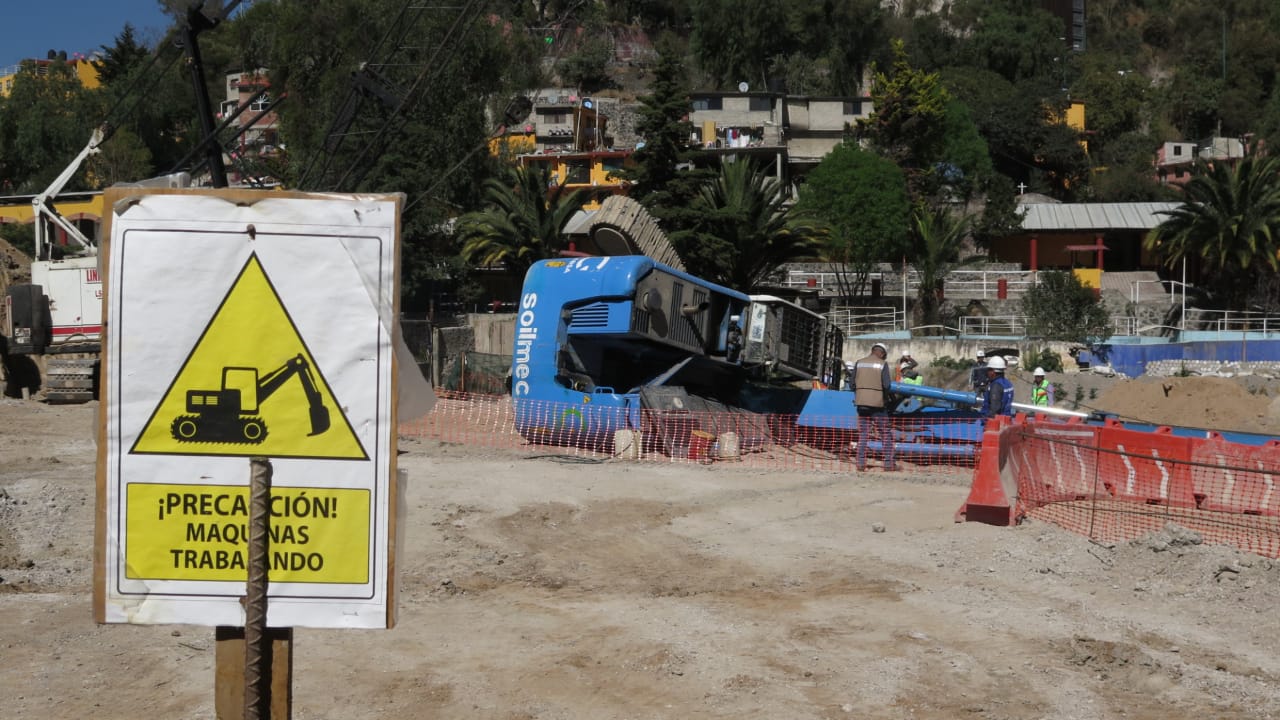 Volcadura de perforadora deja un herido en obras de Tren Interurbano - accidente-tren-interurbano2
