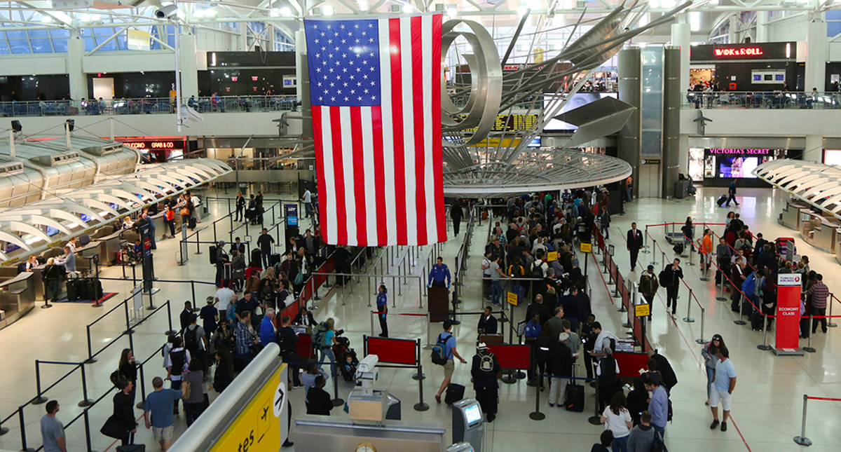 Aumentan en 2018 las armas halladas en equipajes de mano en aeropuertos de EE.UU.