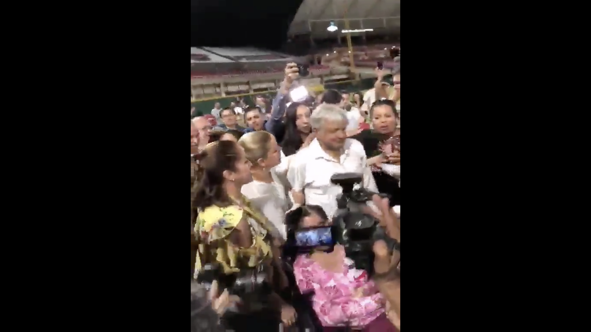 “¡Ya, ya, ya!”: López Obrador a mujeres por estancias infantiles