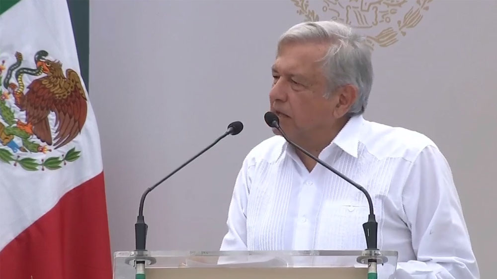 López Obrador afirma que el Istmo será zona libre en dos años