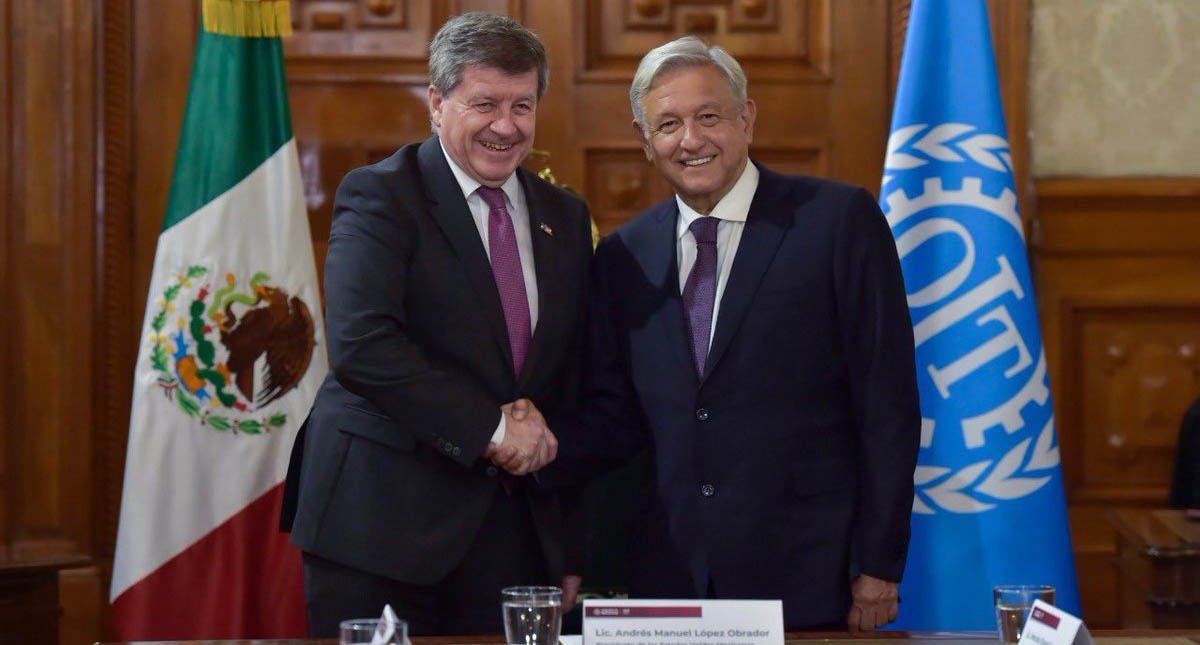 AMLO se reúne con titular de la OIT