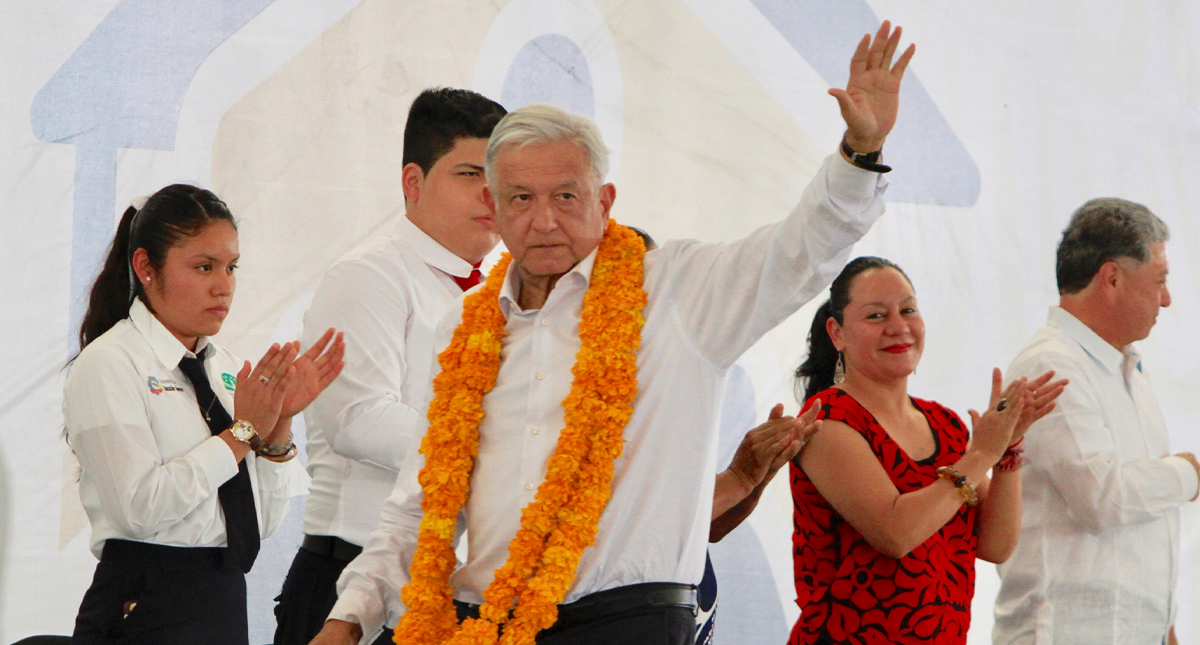 Protección a quienes ayuden a esclarecer caso Iguala: López Obrador
