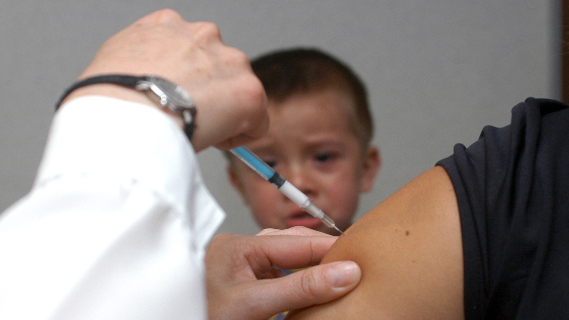 IMSS aplicará tres millones 500 mil vacunas