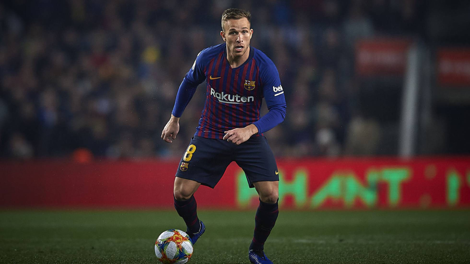 Arthur causa baja con el Barcelona por lesión muscular