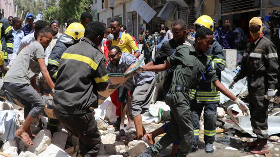Explosión de coche bomba deja 12 muertos en Mogadiscio - atentado-con-coche-bomba-en-mogadiscio