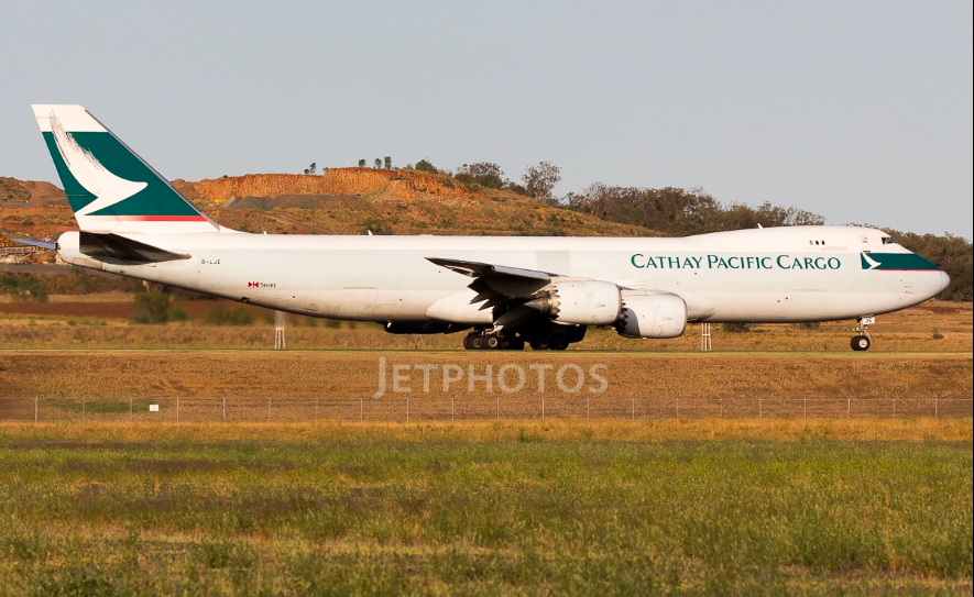Falla tren de aterrizaje en vuelo de Cathay Pacific en Guadalajara - avion-circuito-de-espera-guadalajara