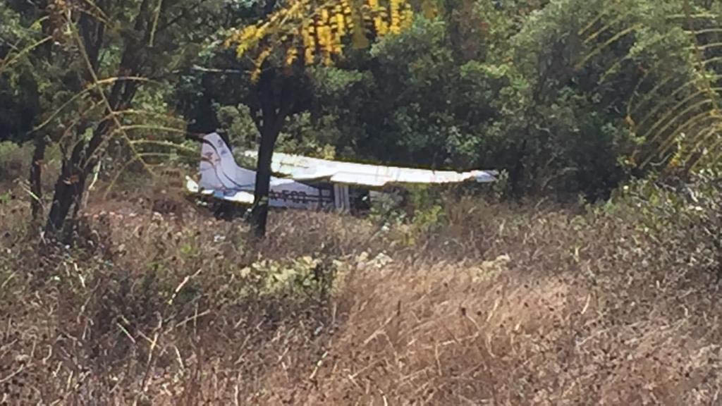 Avión pequeño se desploma en Comitán, Chiapas