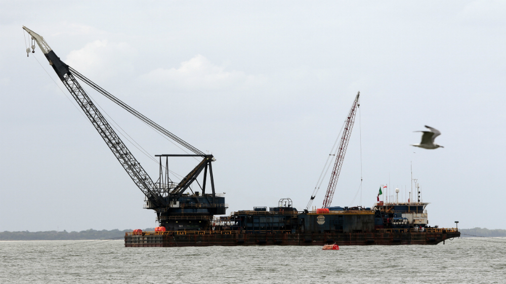 Producción petrolera de Pemex sigue cayendo; enero fue su nivel más bajo