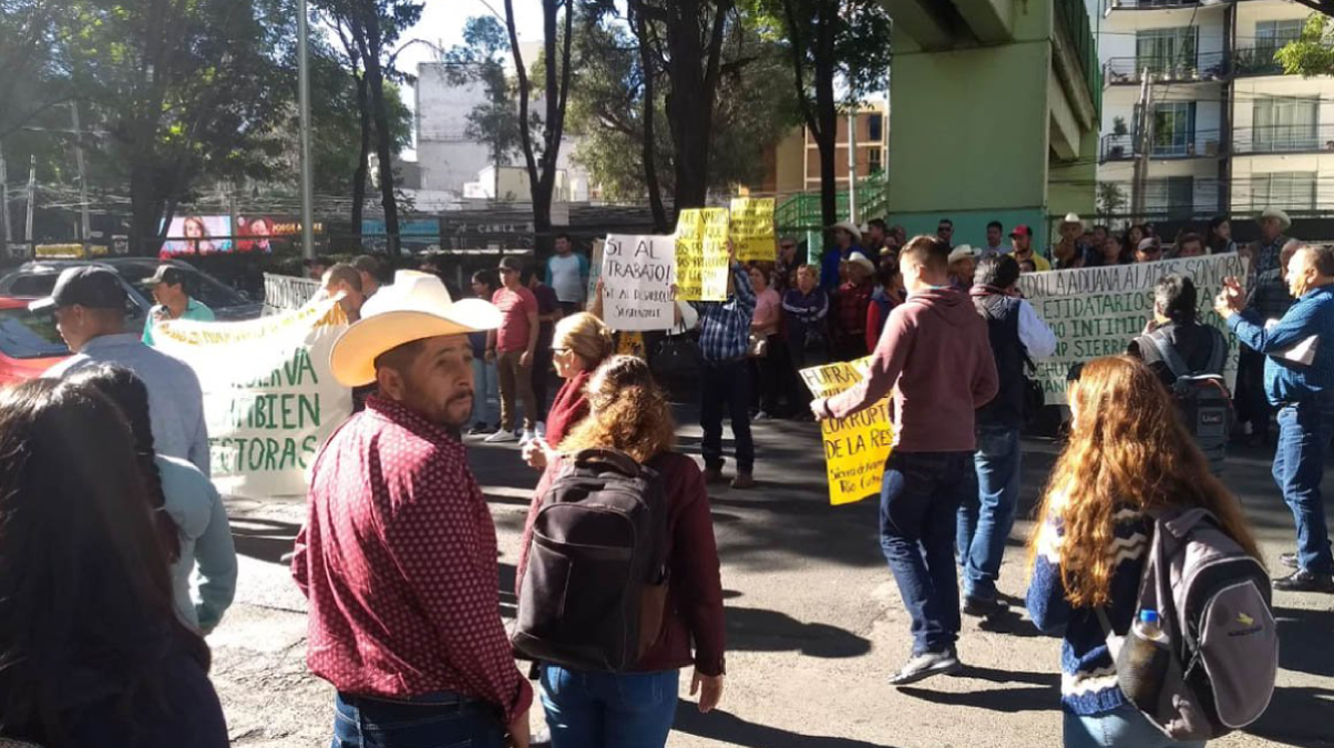 Mineros de Sonora bloquean Ejército Nacional