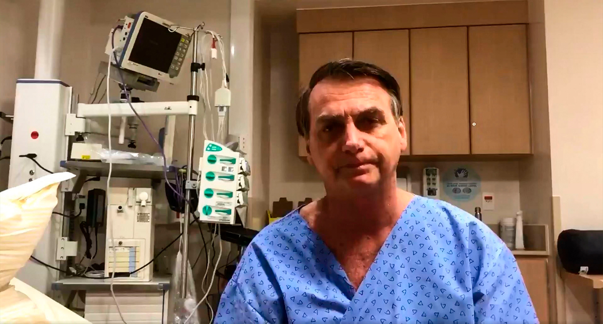 Jair Bolsonaro deja cuidados semiintensivos pero continúa hospitalizado