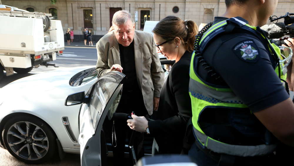 Así fue la primera noche del cardenal George Pell en prisión