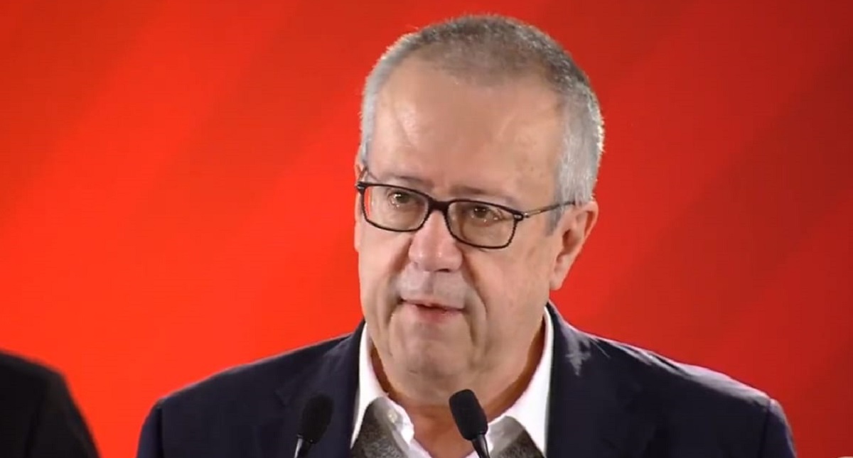 Afores van a ganar tras cancelación del NAIM: Carlos Urzúa