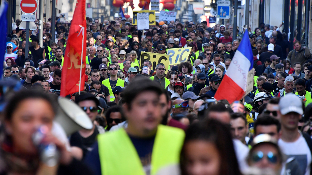 “Chalecos amarillos” se manifiestan por 15 semana consecutiva en Francia