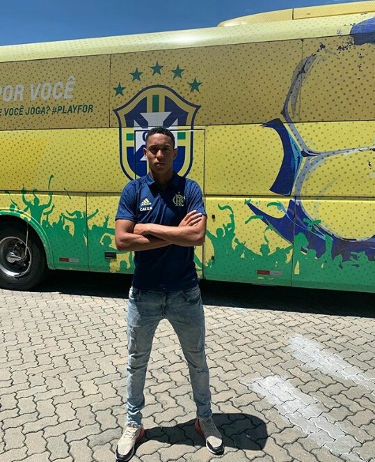 Identifican a primera víctima del incendio en instalaciones del Flamengo - christian-esmerio2