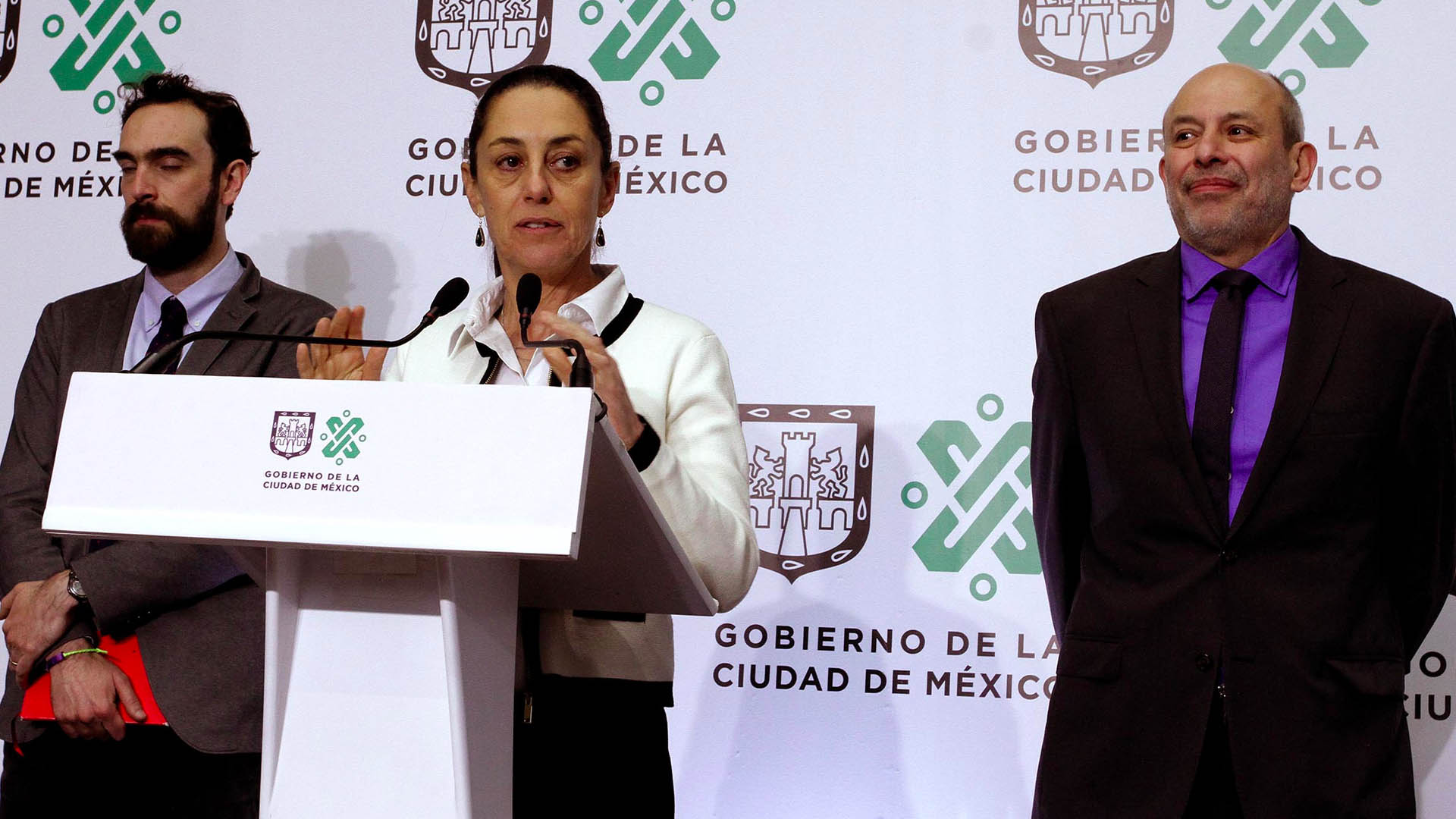 Sheinbaum acusa que campaña ‘#MeEstánLlevando’ es en su contra