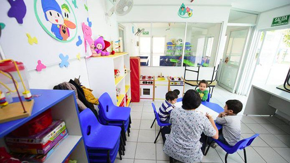 Recorte a estancias infantiles atenta contra derechos de los niños: CNDH