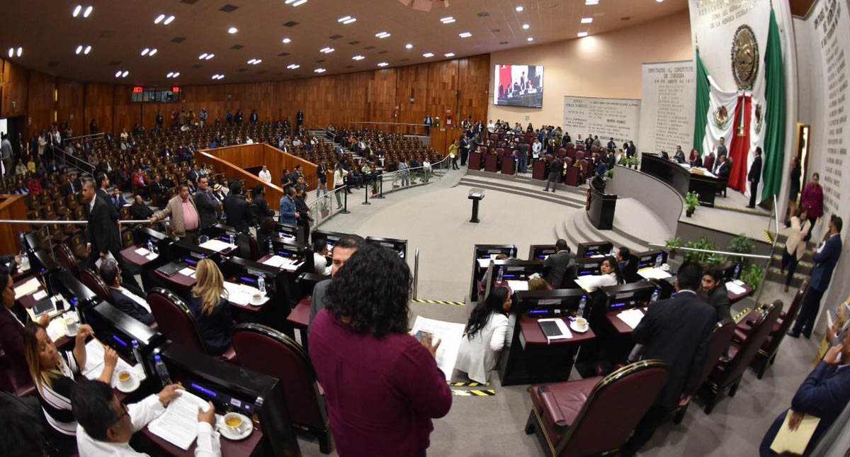 Congreso de Veracruz pospone votación de juicio político a Jorge Winckler