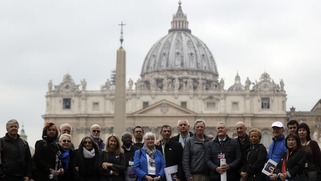 El objetivo de la “contra-cumbre” de víctimas de abusos